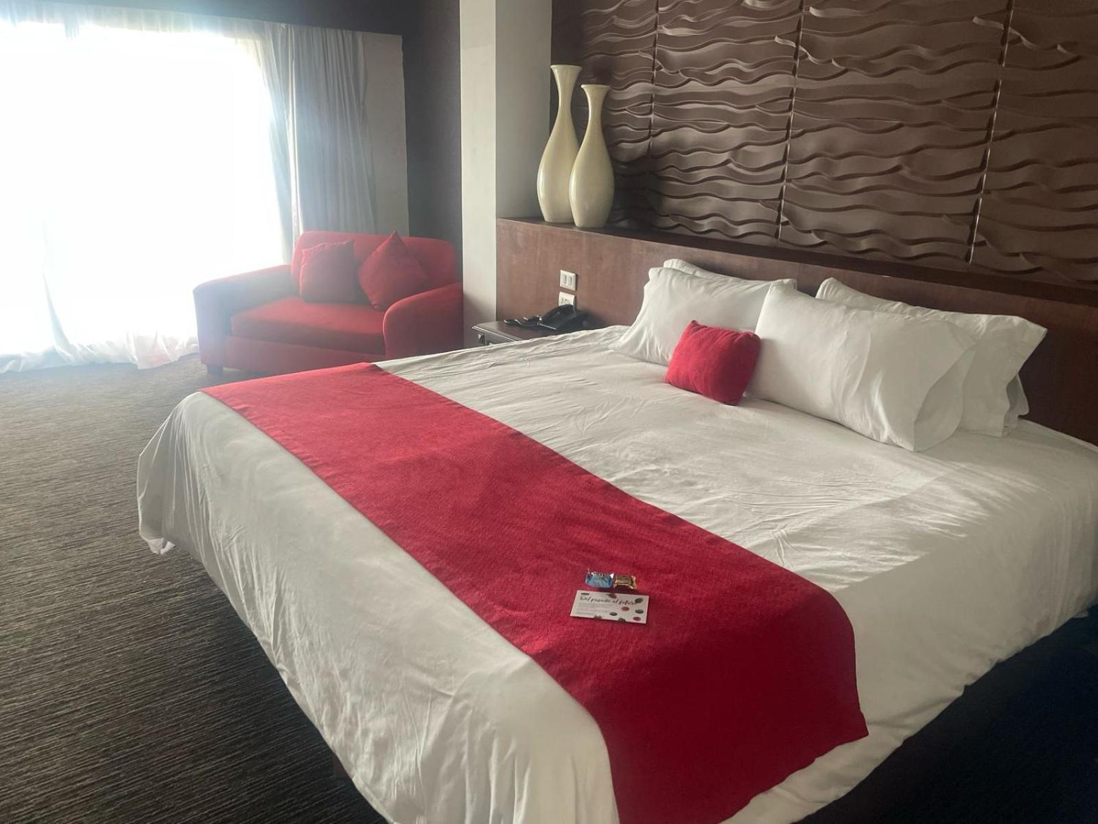 Radisson Hotel Tapatio Guadalajara Aeropuerto 틀라케파케 외부 사진