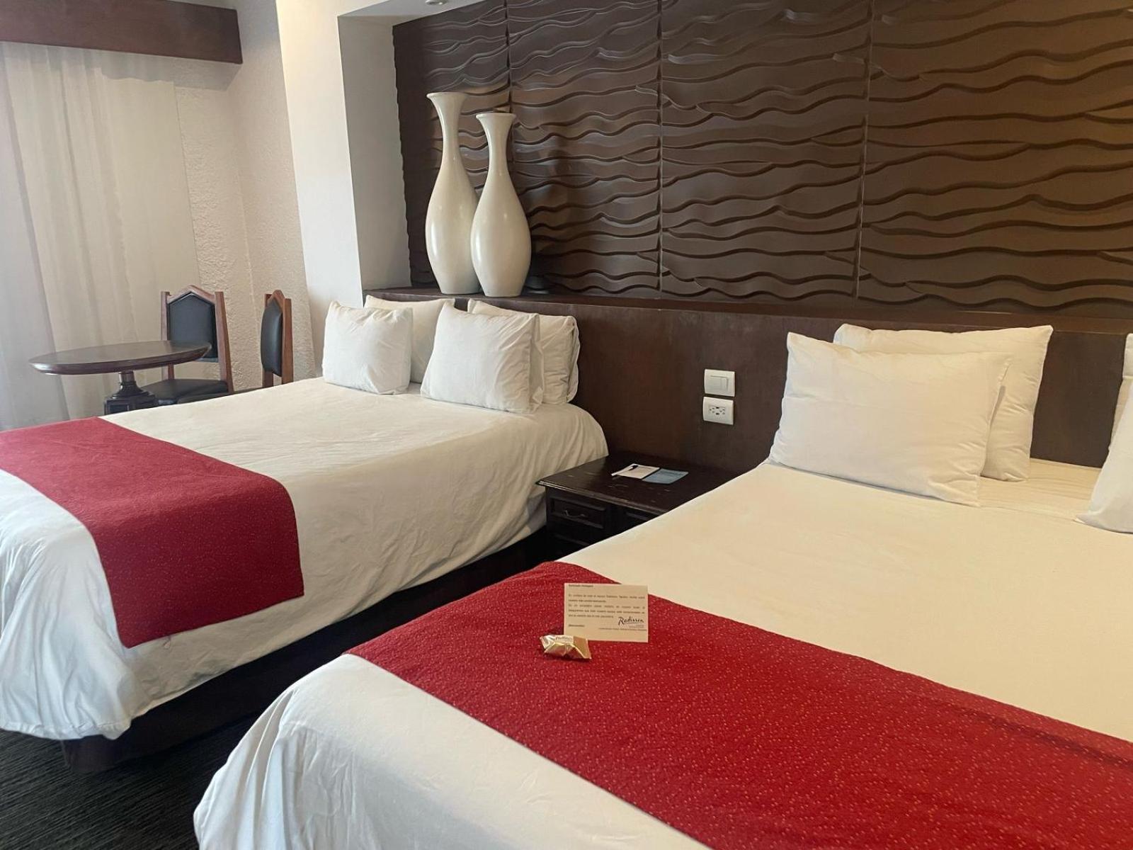 Radisson Hotel Tapatio Guadalajara Aeropuerto 틀라케파케 외부 사진