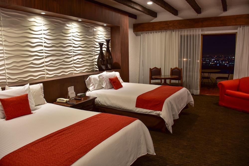 Radisson Hotel Tapatio Guadalajara Aeropuerto 틀라케파케 외부 사진